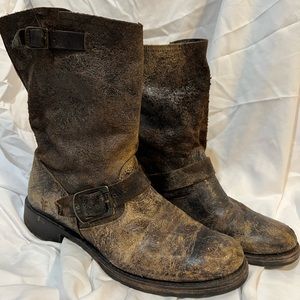 Frye Veronica Leather Boot